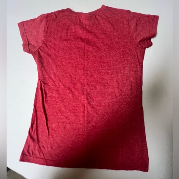 COCA-COLA LOGO TRUE VINTAGE RED GRAPHIC SHIRT. CREW NECK. SIZE MEDIUM
UNISEX - Picture 3 of 8